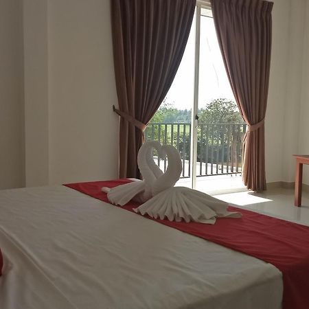 Bed and Breakfast Grand Riverine Kotugoda Exterior foto
