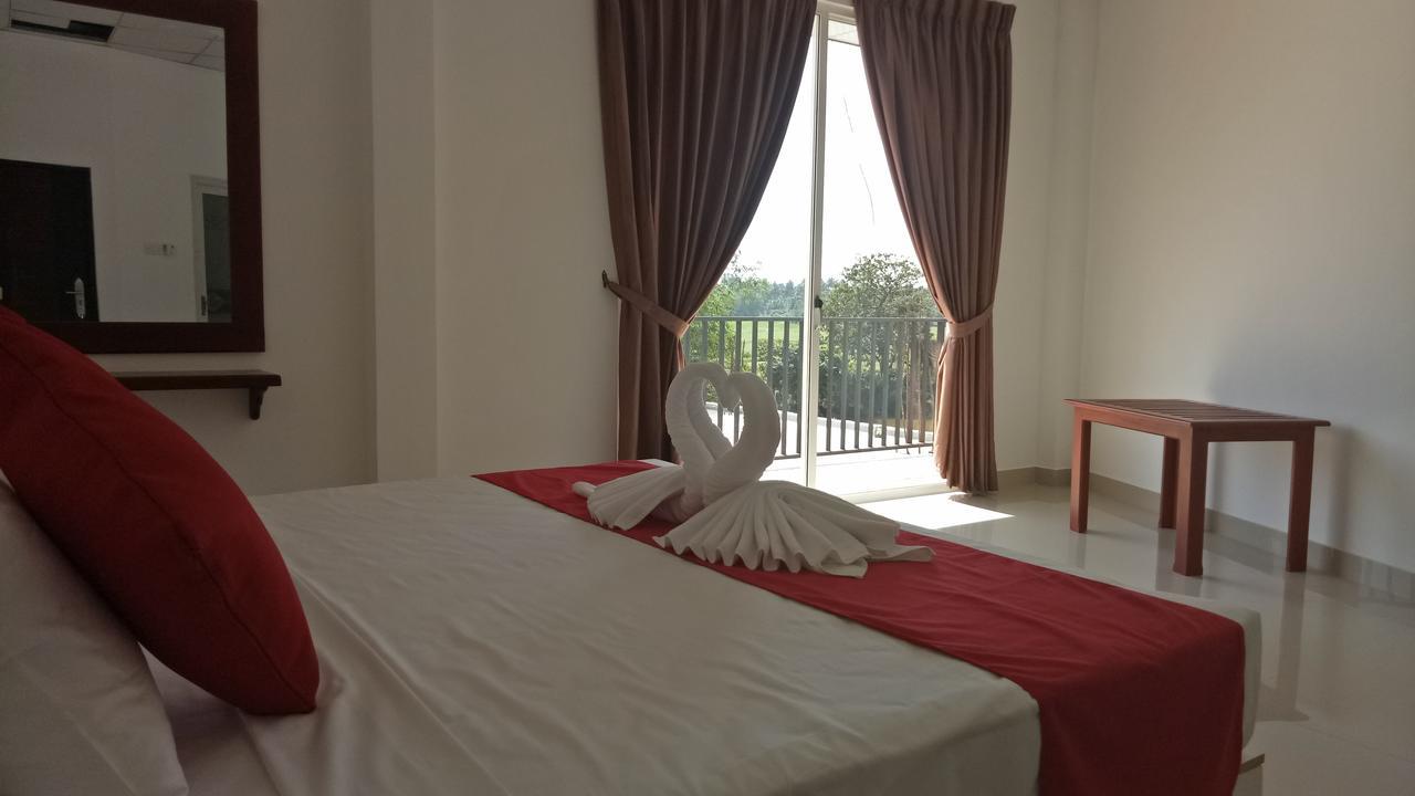 Bed and Breakfast Grand Riverine Kotugoda Exterior foto